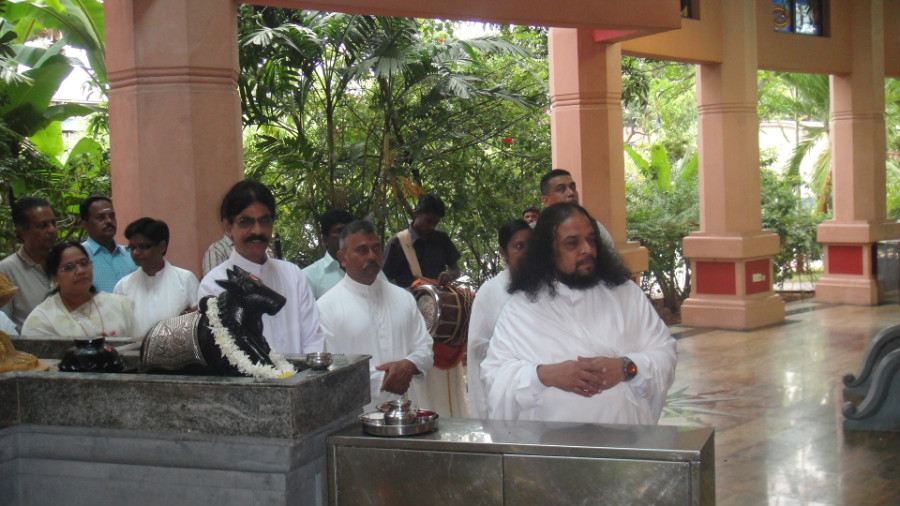 2 Guru Mahan at Sivan Temple Mulastanam